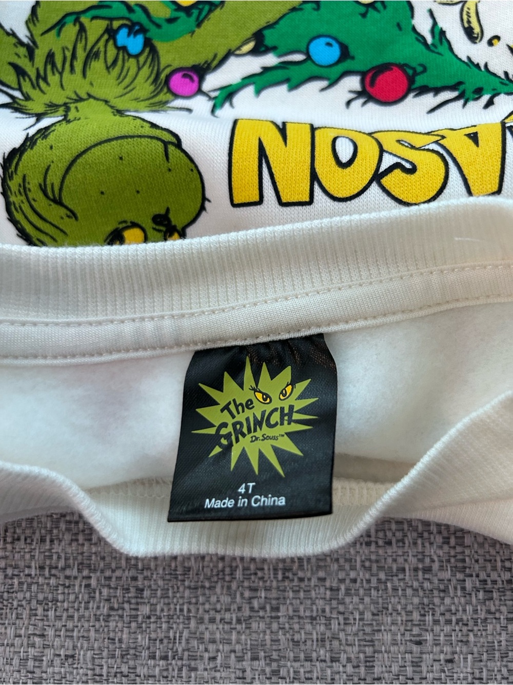 'Tis The Season Grinch Graphic Sweatshirt & Pant NWT. Size 4T - Picture 11 of 11